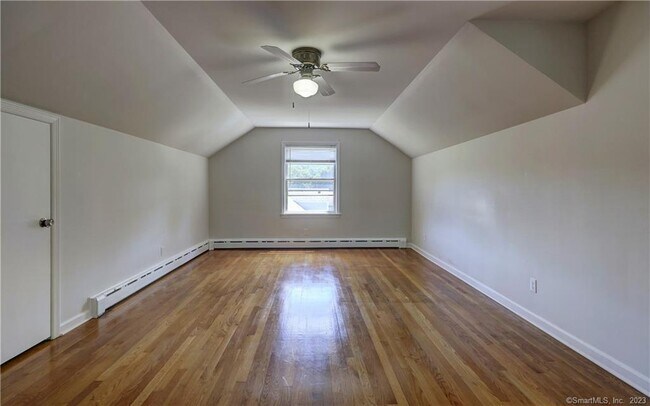Building Photo - 32 Koger Rd