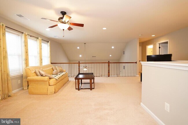 Building Photo - 20779 Crescent Pointe Pl