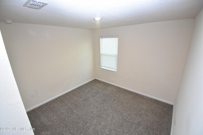 Building Photo - 70200 Roseapple Ct