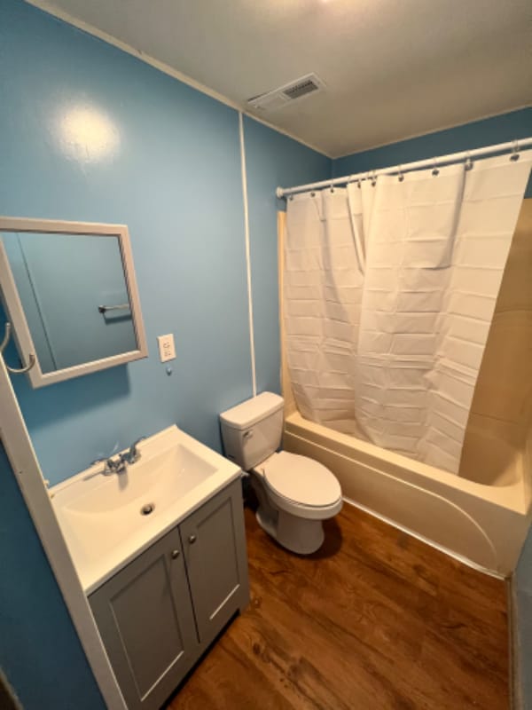 Building Photo - 3504 Cole Ave