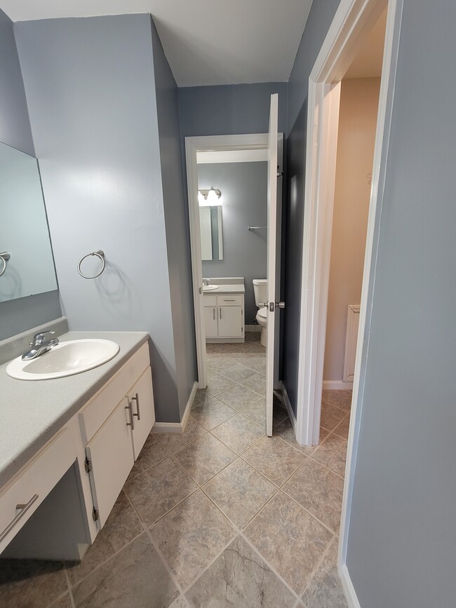 Building Photo - 6303 New Market Way