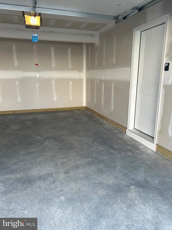 Building Photo - 8177 Lenker Dr