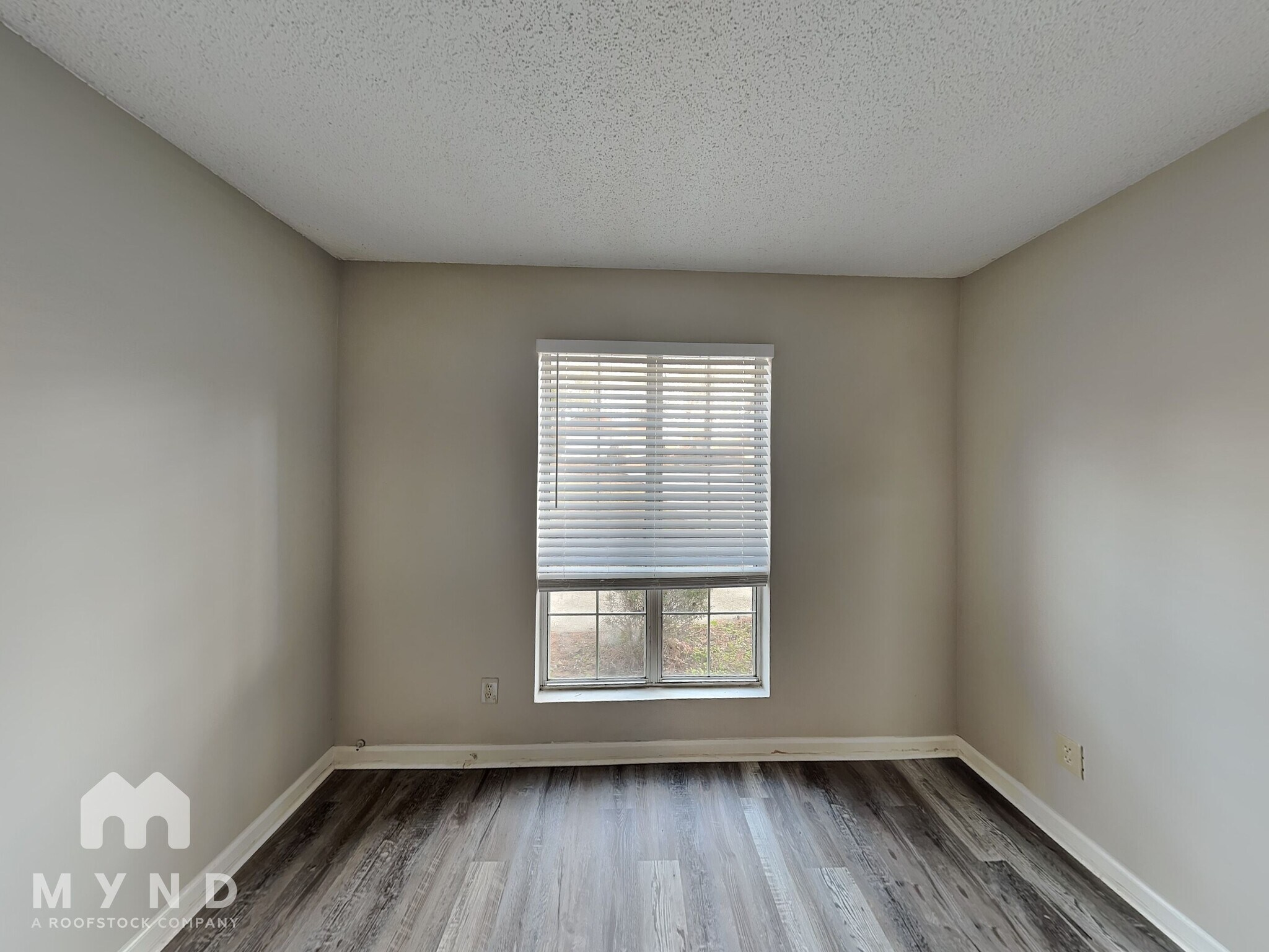 Building Photo - 632 Kilkenny Cir