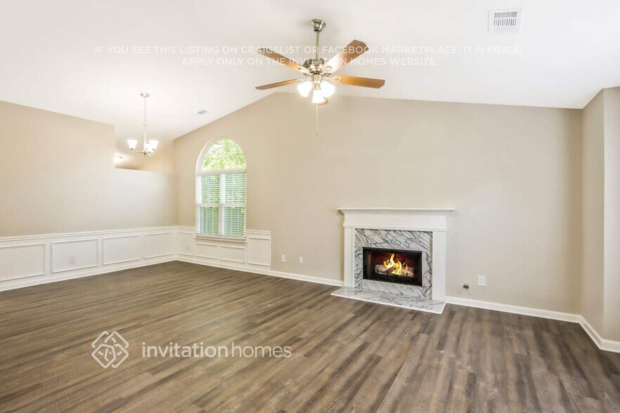 Building Photo - 3823 Landgraf Cove