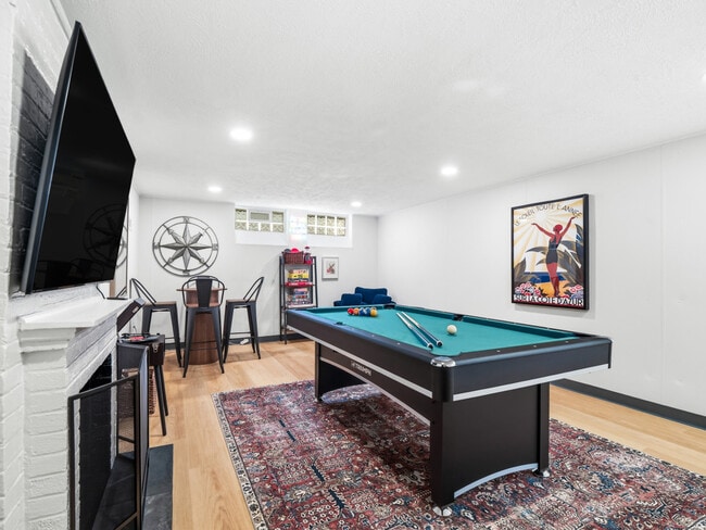 Building Photo - 3746 Northwood Rd