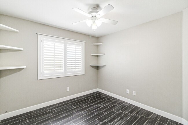 Building Photo - Corner Lot 3 Bed, 2 Bath Retreat with RV Parking, Solar & Backyard Fire Pit Vibes