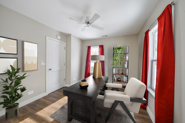 Building Photo - 825 Albert Ave