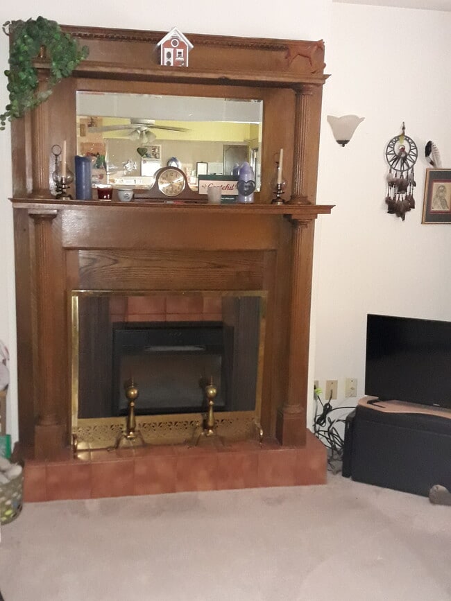 Building Photo - 8902 N 13th St