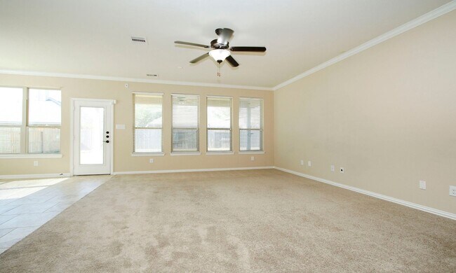 Building Photo - 13827 Slate Mountain Ln