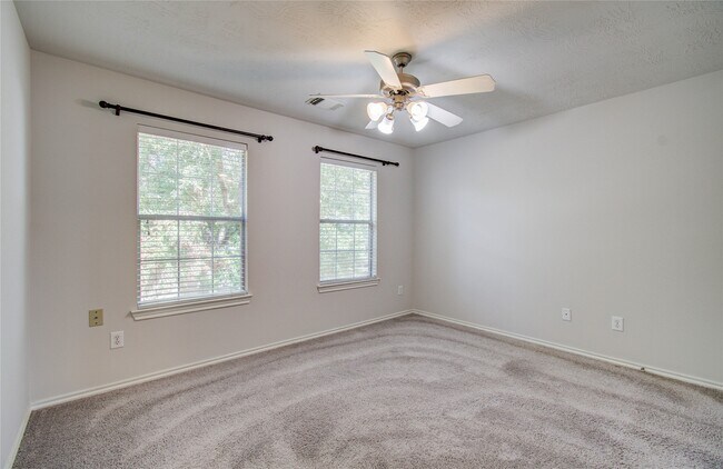 Building Photo - 15103 Petal Rose Ct