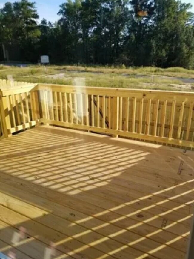 Building Photo - 2705 Kemp Ct