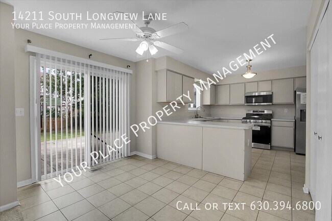 Building Photo - 14211 S Longview Ln