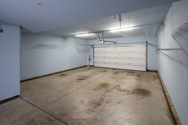 Building Photo - 2580 W El Camino Ave