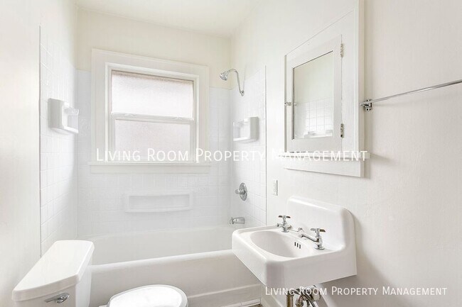 Building Photo - 1843 N Schofield St