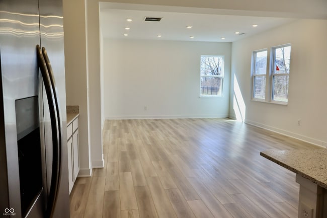 Building Photo - 15925 Cobbs Crk Ln
