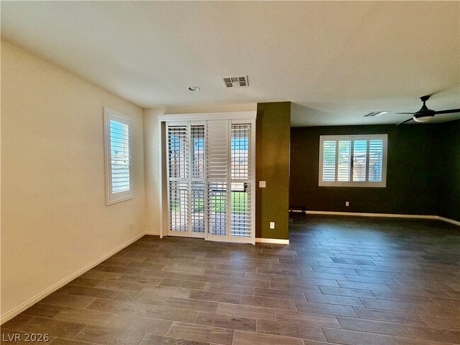 Building Photo - 1602 Morning Bell Ave