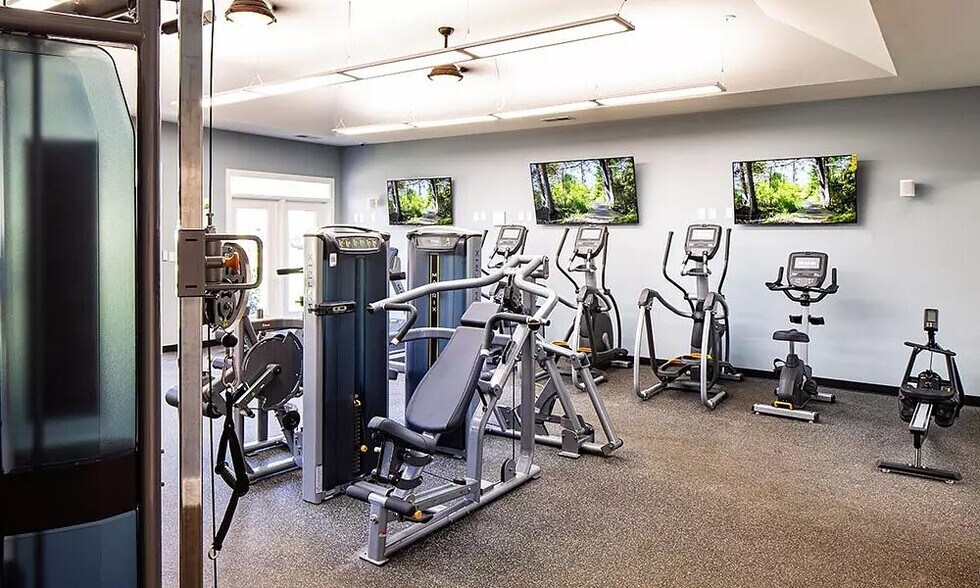 Building Photo - 602 Laconia Cir