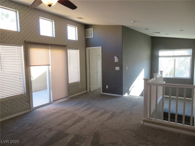 Building Photo - 9342 Autumn View Ave