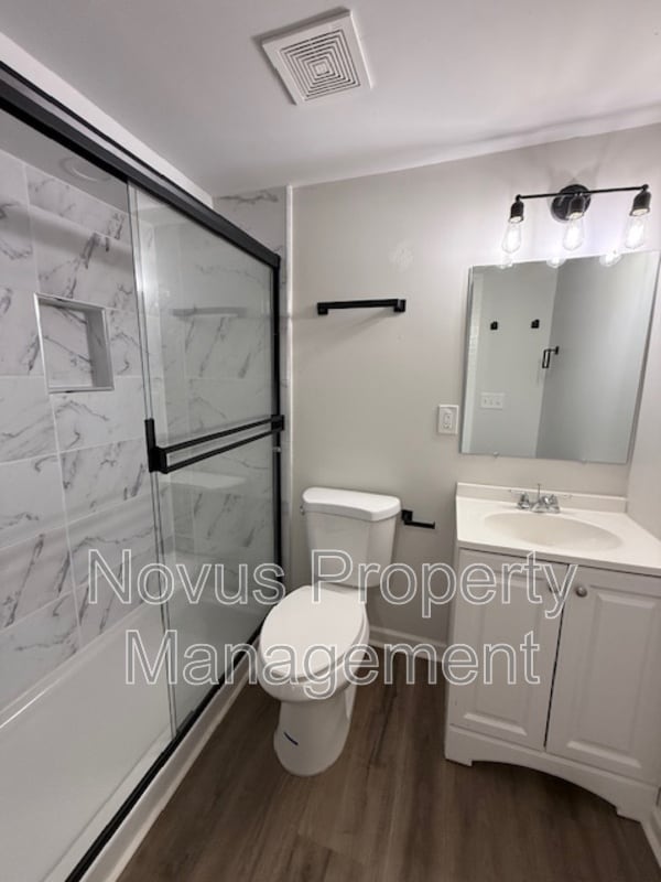 Building Photo - 901 Pacific Ave