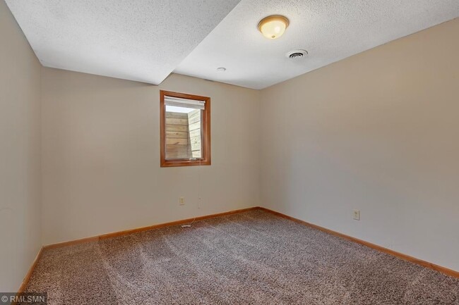 Building Photo - 309 Wilson Ave SE