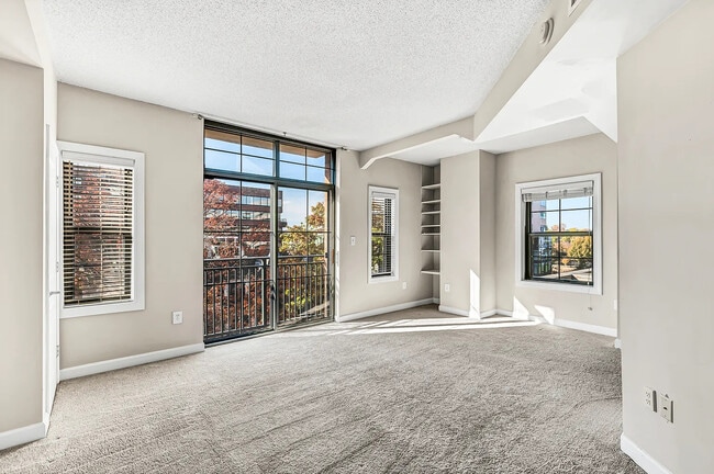 Building Photo - 1111 25th St NW