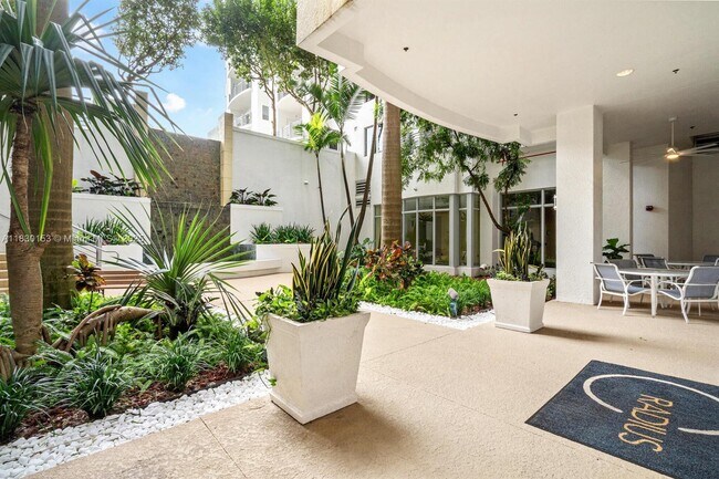 Building Photo - 1830 Radius Dr