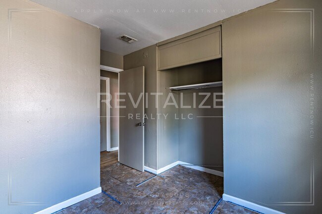 Building Photo - Newly Remodeled 3 Bd / 1 Ba in Moss Point