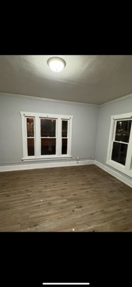 Building Photo - 216 Methow St