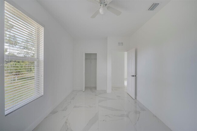 Building Photo - 3306 56th St W