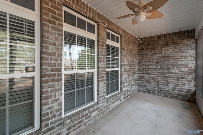 Building Photo - 111 NW Wittington Ln