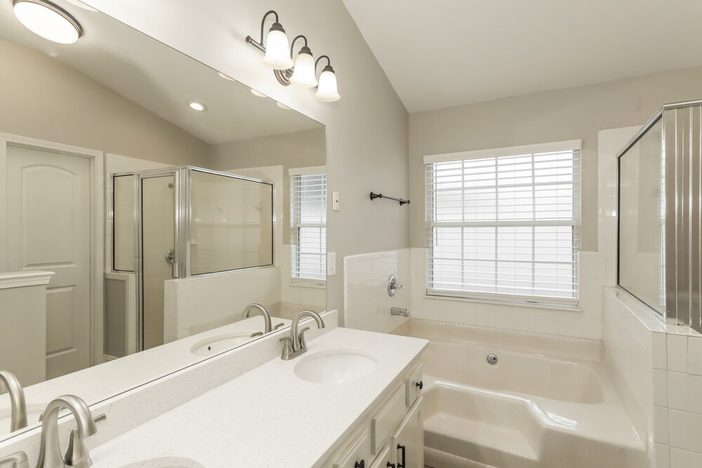 Building Photo - 2891 Tuscarora Tr