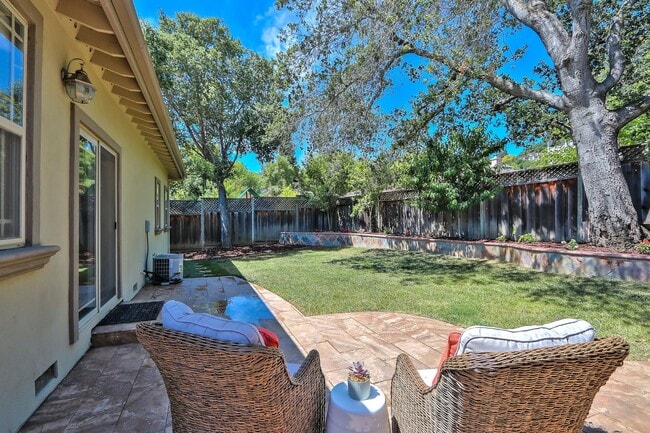 Building Photo - Saratoga 5 Bedrooms with Free Electricity from Solar System