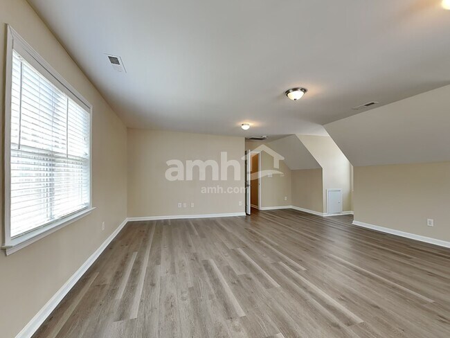 Building Photo - 1305 Tawny View Ln