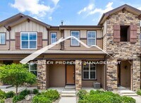Building Photo - Low-Maintenance Living with Mountain Views! 3BR Townhome, 2-Car Garage & A/C