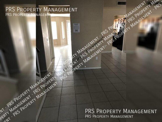 Building Photo - 1433 E Park Ave