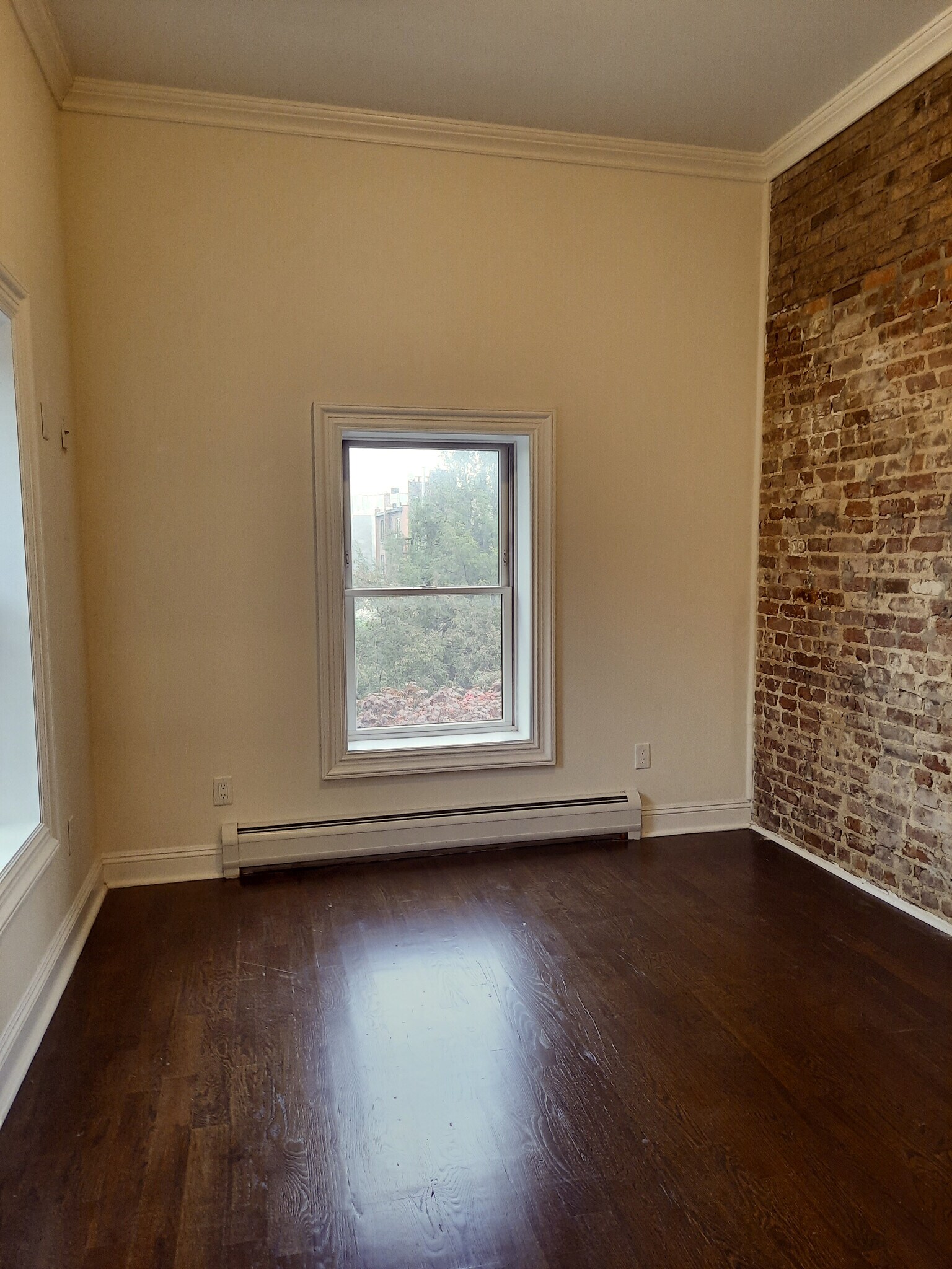 Bedroom 1 - 158 6th St