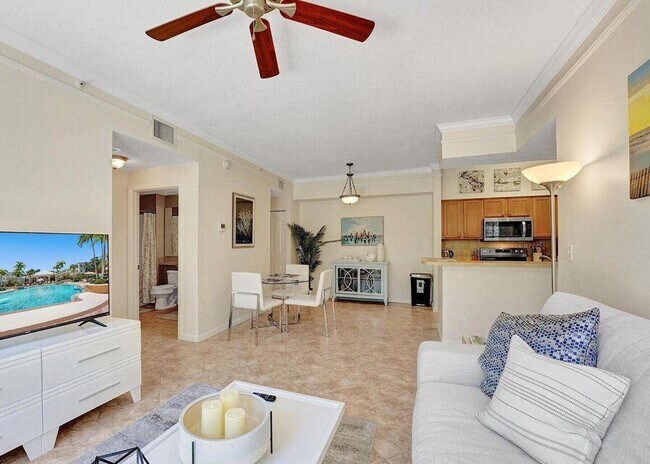 Building Photo - 9857 Baywinds Blvd