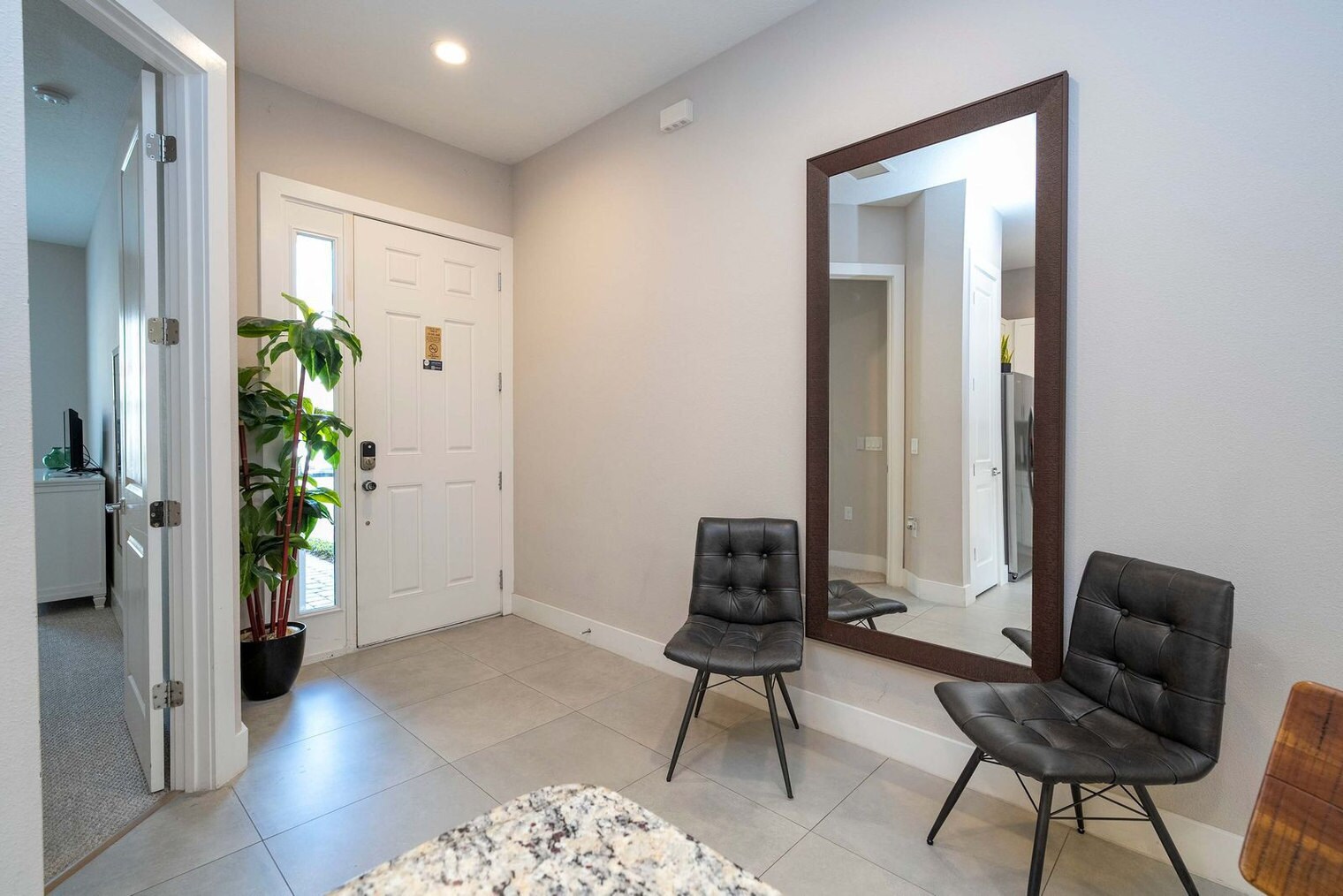 Building Photo - 7592 Sunny Dreams Ln