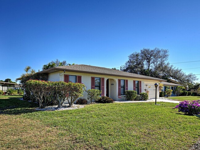 Building Photo - 2BD/2BA/1CG in Vivienda West - a 55+Community