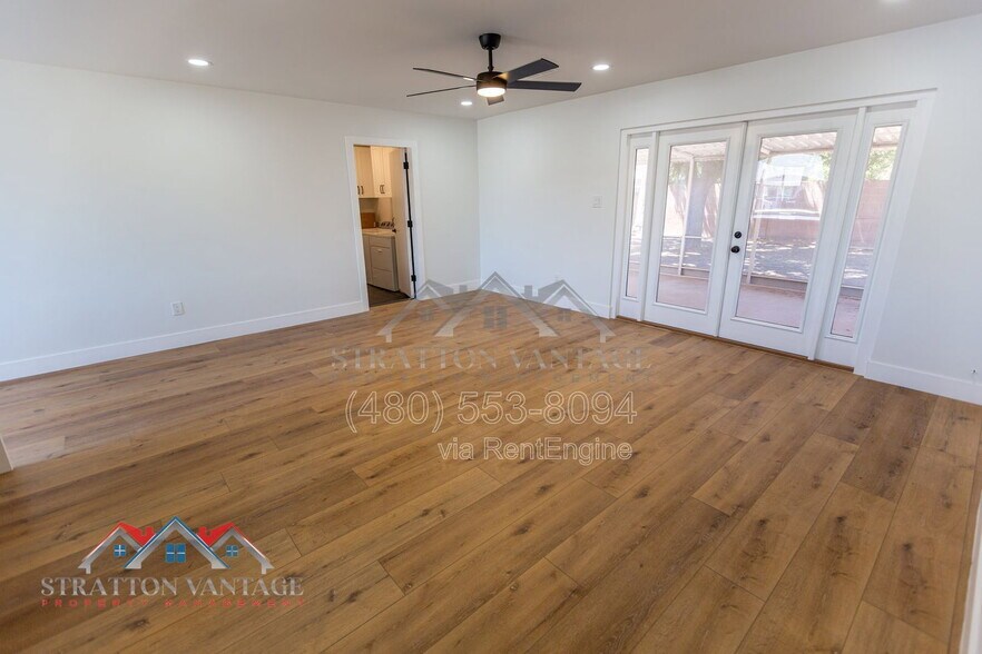 Building Photo - 4826 E Avalon Dr