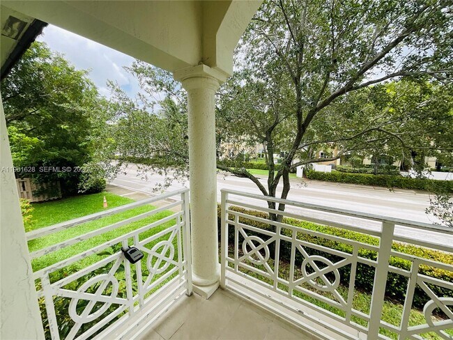 Building Photo - 10901 NW 88th Terrace