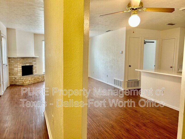 Building Photo - 1410 Birmingham Dr