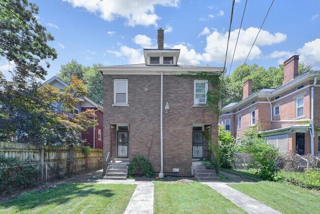 Building Photo - 84 N Monroe Ave