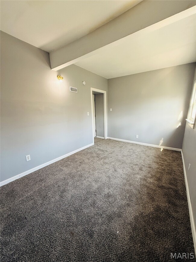 Building Photo - 5345 Wells Ave