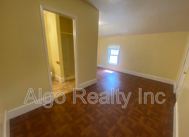 Building Photo - 2117 N Ilion Ave
