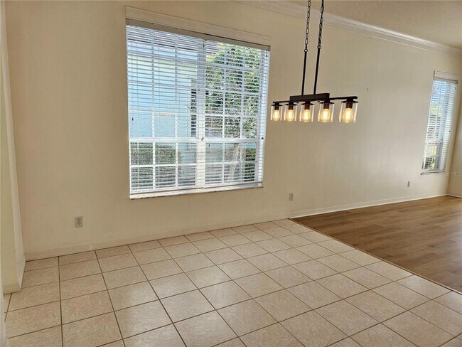 Building Photo - 835 Chalmers Dr