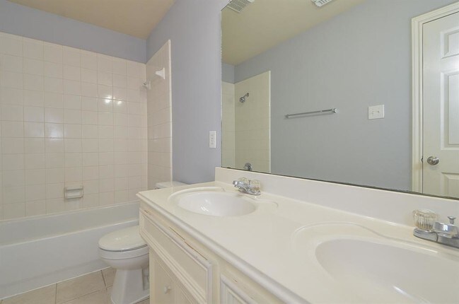 Building Photo - 21323 Grand Hollow Ln