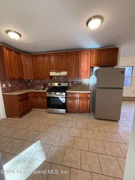 Building Photo - 279 Heberton Ave