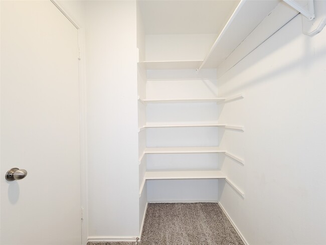 Building Photo - 8514 Opalwood Ct