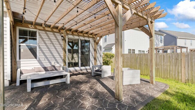 Building Photo - 4BR Home in The Landing at Mill Creek | Bonus Room + Fenced Yard w/ Pergola